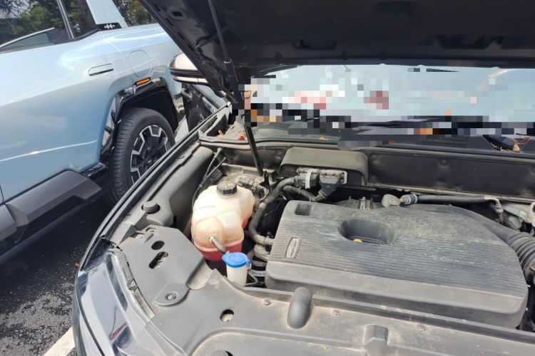 Used Lincoln Nautilus 2019 2.0T Four-Wheel Drive Zunya Edition China VI Standard Engine Bay Right