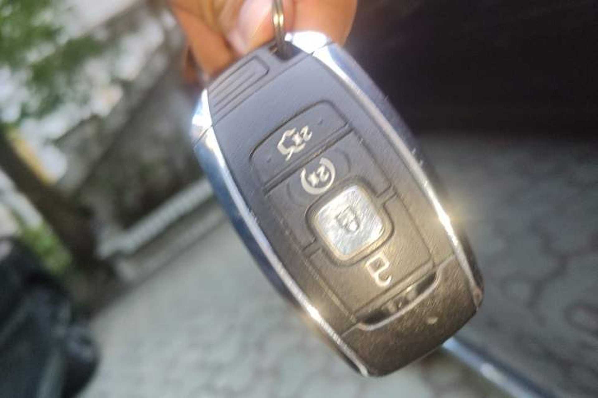 Used Lincoln Nautilus 2019 2.0T Four-Wheel Drive Zunya Edition China VI Standard Interior 1