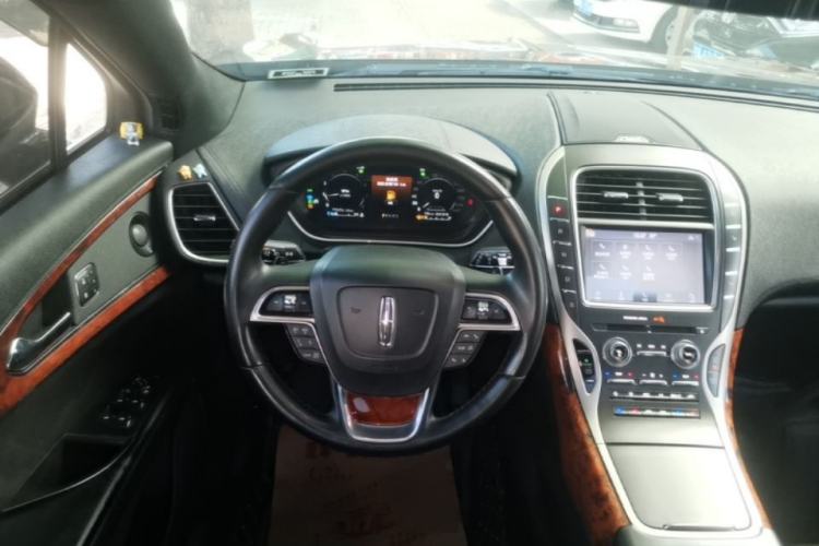 Used Lincoln Nautilus 2019 2.0T Four-Wheel Drive Zunya Edition China VI Standard Steering Wheel