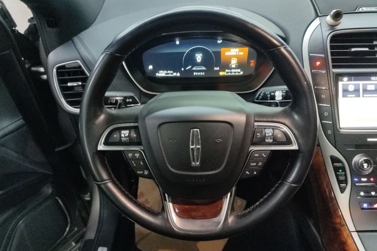 Used Lincoln Nautilus 2019 2.0T Four-Wheel Drive Zunya Edition China VI Standard Steering Wheel