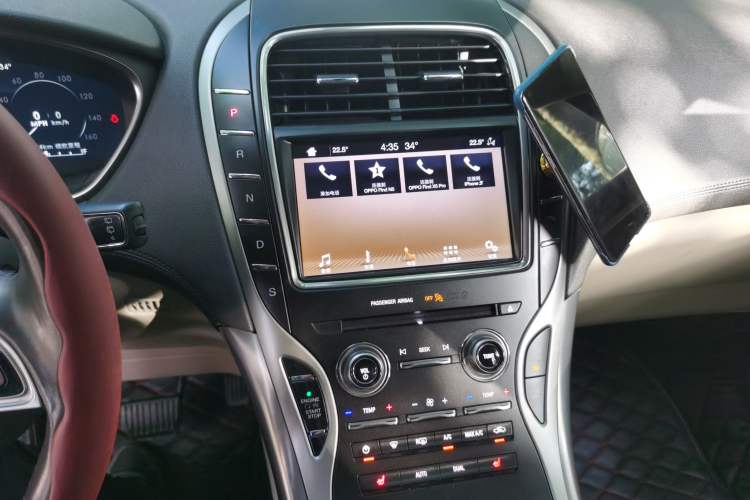 Used Lincoln Nautilus 2019 2.0T Two-Wheel Drive Luxury Edition China VI Standard Audio And AC Panel