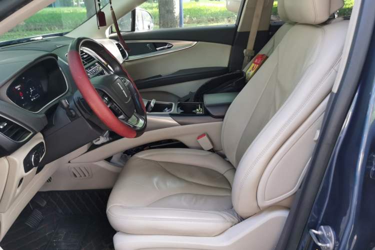 Used Lincoln Nautilus 2019 2.0T Two-Wheel Drive Luxury Edition China VI Standard Left Front Seat