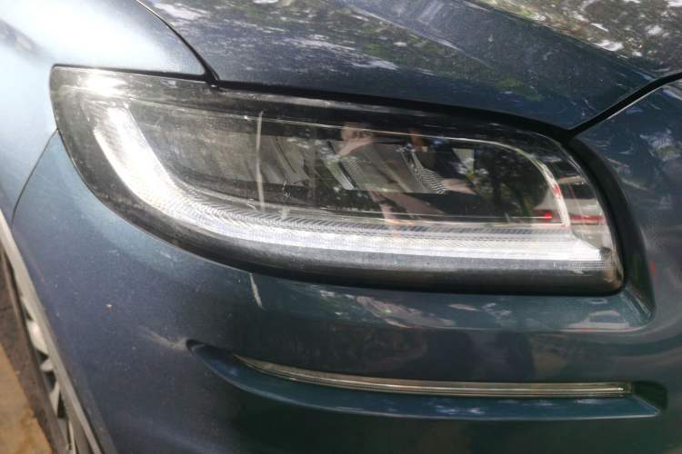 Used Lincoln Nautilus 2019 2.0T Two-Wheel Drive Luxury Edition China VI Standard Right Front Headlight