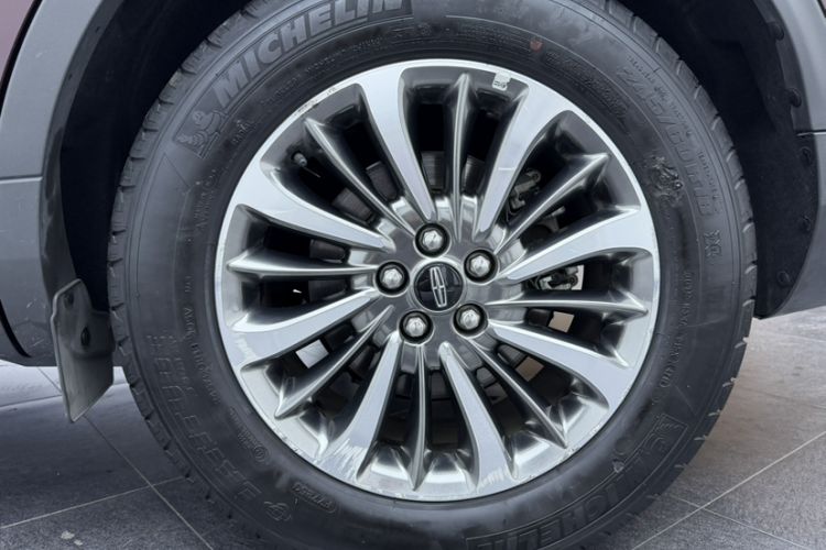 Used Lincoln Nautilus 2019 2.0T Two-Wheel Drive Luxury Edition China VI Standard Interior 5