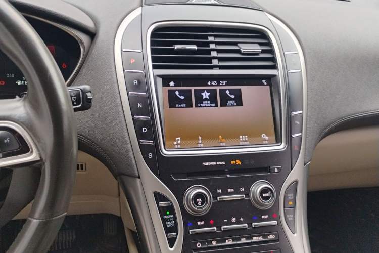 Used Lincoln Nautilus 2019 2.0T Two-Wheel Drive Luxury Edition China VI Standard Audio And AC Panel