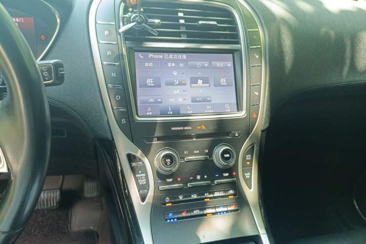 Used Lincoln Nautilus 2019 2.0T Four-Wheel Drive Zunya Edition China VI Standard Audio And AC Panel