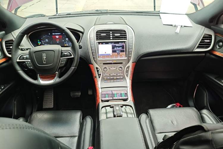 Used Lincoln Nautilus 2019 2.7T Four-Wheel Drive Prestige Edition China VI Standard Center Console