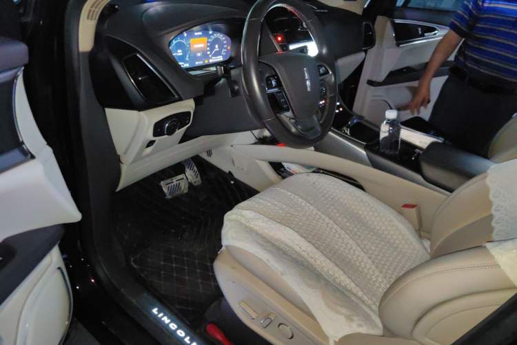 Used Lincoln Nautilus 2019 2.0T Two-Wheel Drive Luxury Edition China VI Standard Driver Seat
