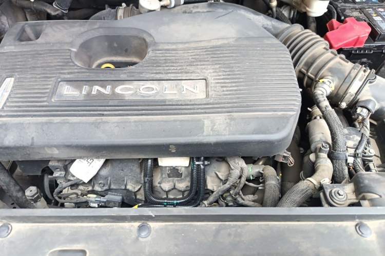 Used Lincoln Nautilus 2019 2.0T Four-Wheel Drive Zunya Edition China V Standard Engine Bay