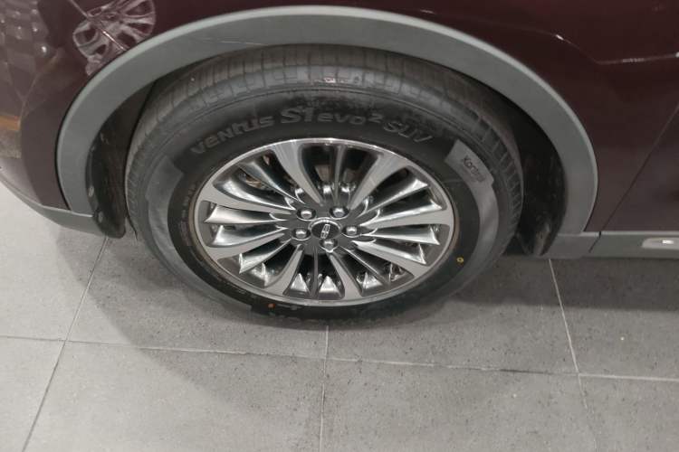 Used Lincoln Nautilus 2019 2.0T Two-Wheel Drive Luxury Edition China VI Standard Exterior 4