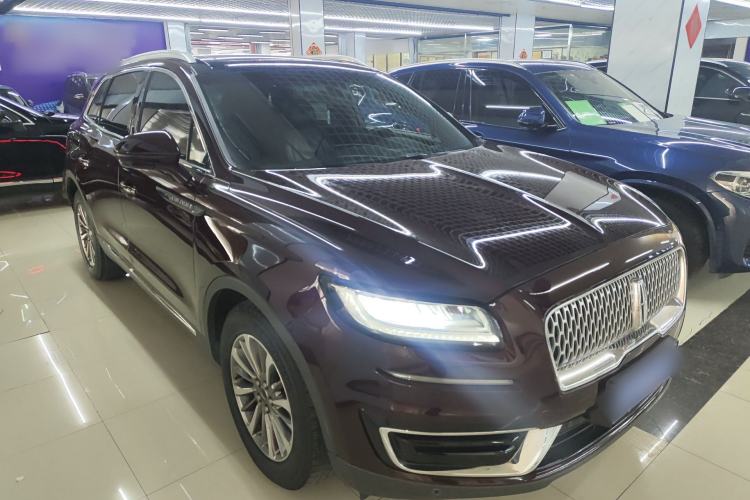 Used Lincoln Nautilus 2019 2.0T Two-Wheel Drive Luxury Edition China VI Standard Front Right 45 Deg