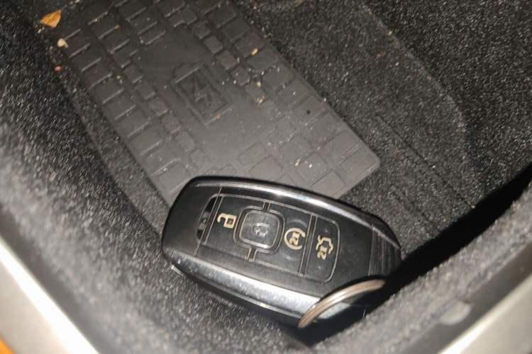 Used Lincoln Nautilus 2019 2.7T Four-Wheel Drive Prestige Edition China VI Standard Interior 1