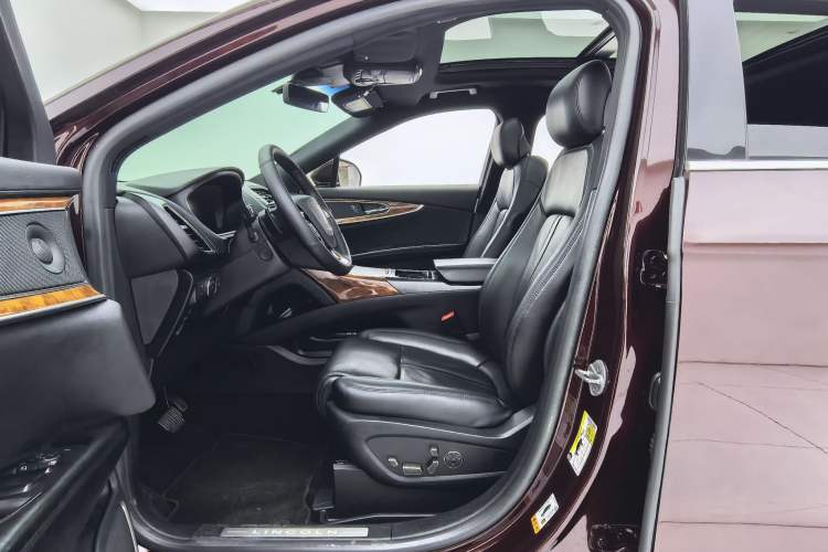 Used Lincoln Nautilus 2019 2.7T Four-Wheel Drive Prestige Edition China VI Standard Interior 2