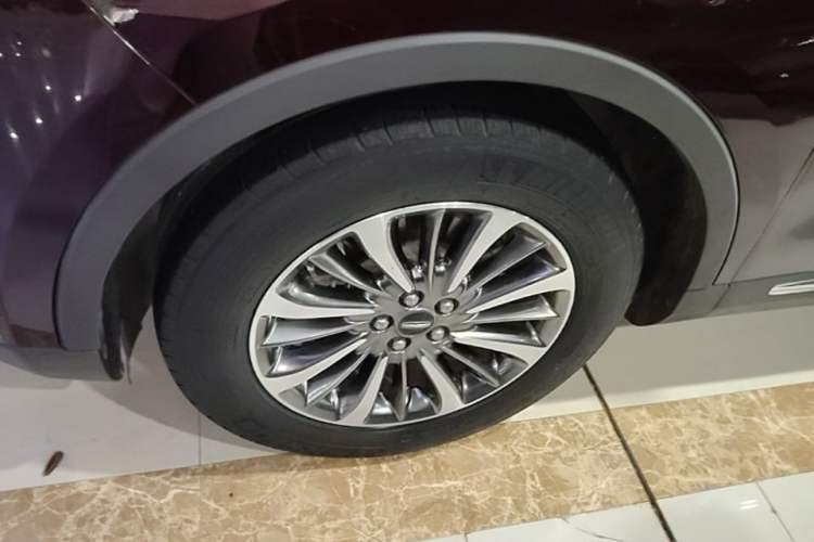 Used Lincoln Nautilus 2019 2.0T Two-Wheel Drive Luxury Edition China VI Standard Left Front Wheel Hub