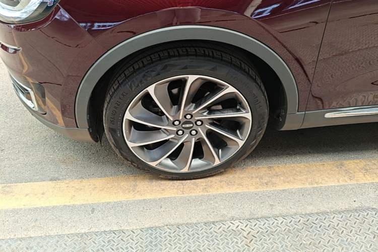 Used Lincoln Nautilus 2019 2.7T Four-Wheel Drive Prestige Edition China VI Standard Left Front Wheel Hub