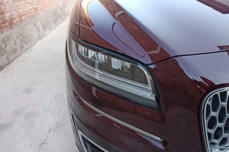 Used Lincoln Nautilus 2019 2.0T Four-Wheel Drive Zunya Edition China VI Standard Right Front Headlight