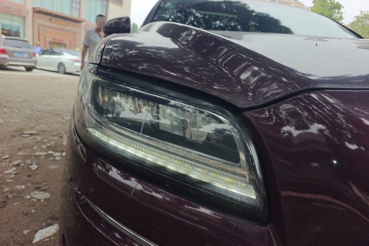 Used Lincoln Nautilus 2019 2.0T Two-Wheel Drive Luxury Edition China VI Standard Right Front Headlight