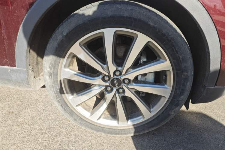 Used Lincoln Nautilus 2019 2.0T Four-Wheel Drive Zunya Edition China V Standard Right Front Wheel Hub