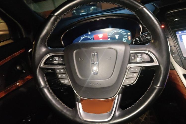 Used Lincoln Nautilus 2019 2.7T Four-Wheel Drive Prestige Edition China VI Standard Steering Wheel