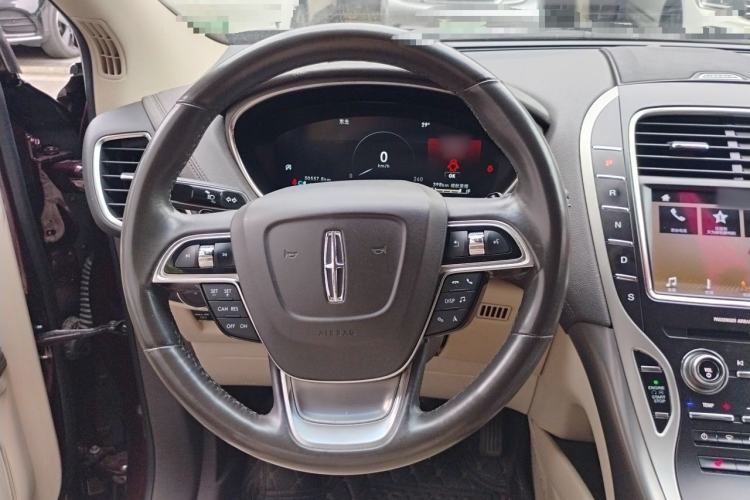 Used Lincoln Nautilus 2019 2.0T Two-Wheel Drive Luxury Edition China VI Standard Steering Wheel