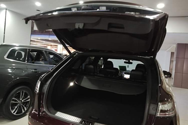 Used Lincoln Nautilus 2019 2.0T Two-Wheel Drive Luxury Edition China VI Standard Trunk