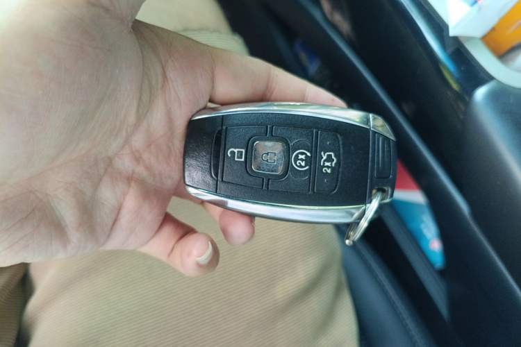 Used Lincoln Nautilus 2019 2.0T Four-Wheel Drive Zunya Edition China VI Standard Vehicle Key
