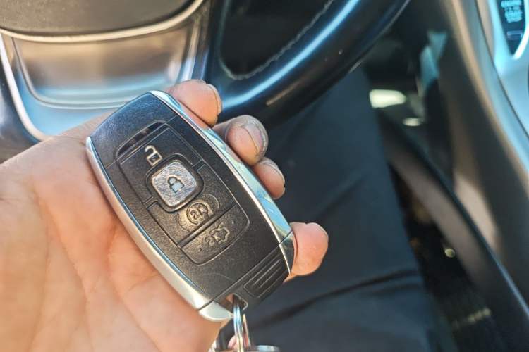 Used Lincoln Nautilus 2019 2.0T Two-Wheel Drive Luxury Edition China VI Standard Vehicle Key