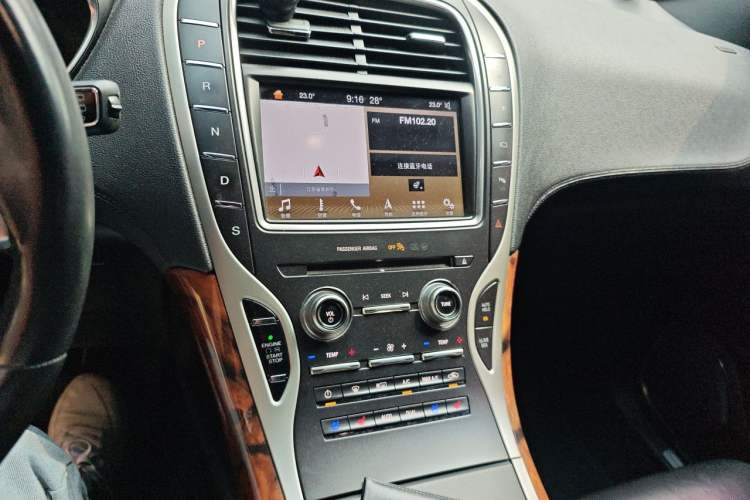 Used Lincoln Nautilus 2019 2.7T Four-Wheel Drive Prestige Edition China VI Standard Audio And AC Panel