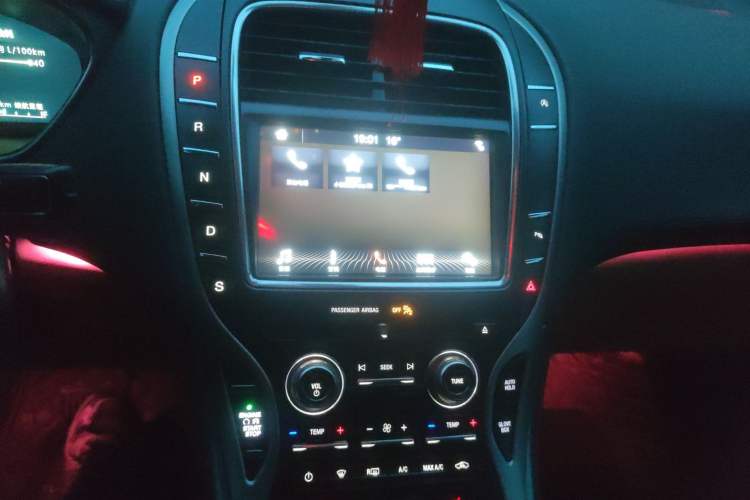 Used Lincoln Nautilus 2019 2.0T Two-Wheel Drive Luxury Edition China VI Standard Audio And AC Panel