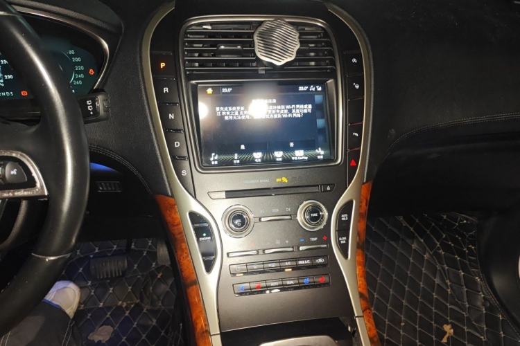 Used Lincoln Nautilus 2019 2.0T Four-Wheel Drive Zunya Edition China VI Standard Audio And AC Panel