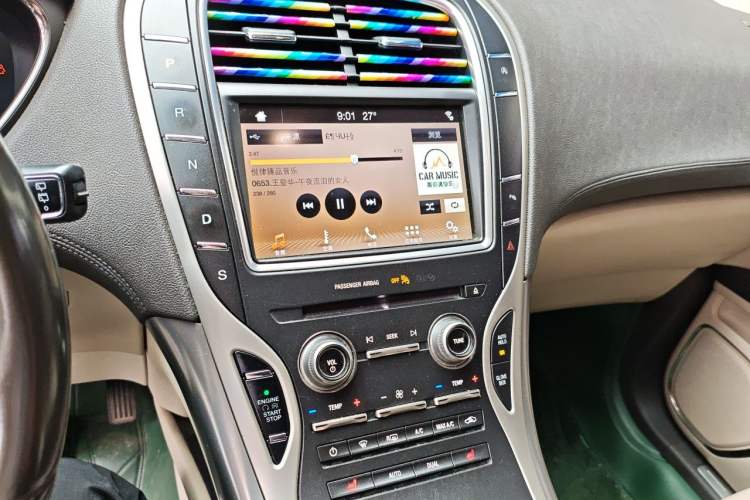 Used Lincoln Nautilus 2019 2.0T Two-Wheel Drive Luxury Edition China VI Standard Audio And AC Panel