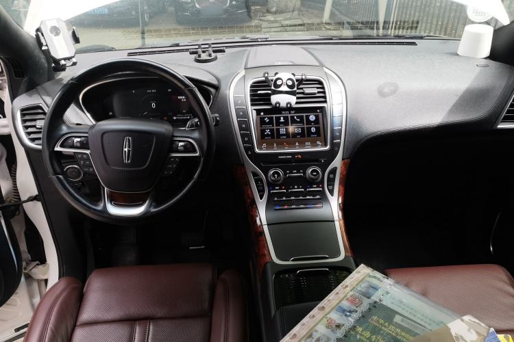Used Lincoln Nautilus 2019 2.7T Four-Wheel Drive Prestige Edition China VI Standard Center Console