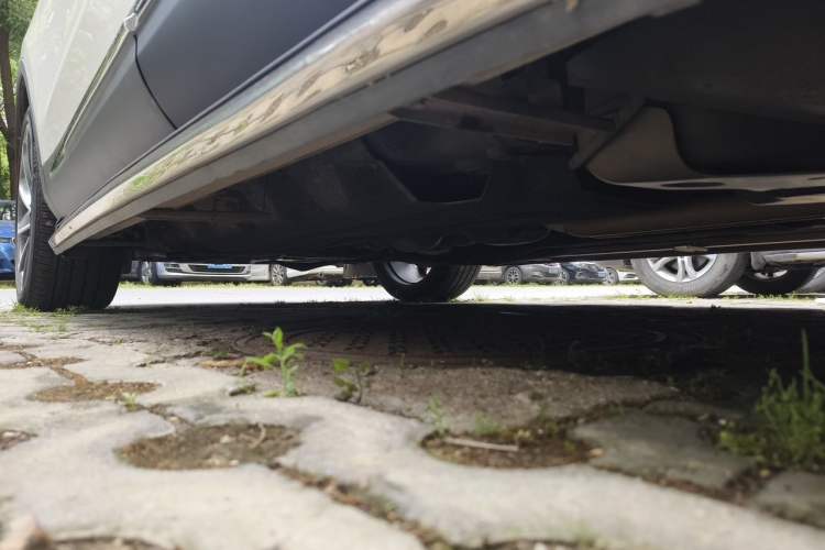Used Lincoln Nautilus 2019 2.7T Four-Wheel Drive Prestige Version China V Emission Standard Chassis Rear Left