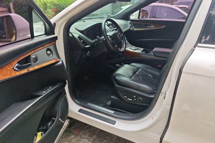 Used Lincoln Nautilus 2019 2.7T Four-Wheel Drive Prestige Edition China VI Standard Driver Seat