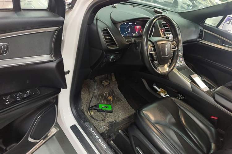 Used Lincoln Nautilus 2019 2.0T Two-Wheel Drive Luxury Edition China VI Standard Driver Seat