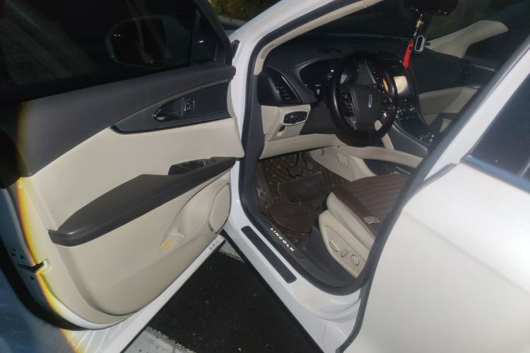 Used Lincoln Nautilus 2019 2.0T Two-Wheel Drive Luxury Edition China VI Standard Driver Seat
