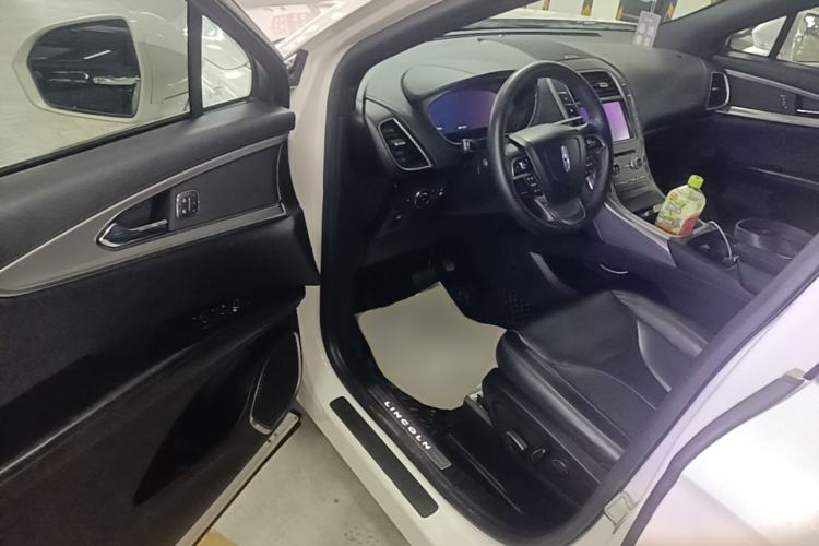 Used Lincoln Nautilus 2019 2.0T Two-Wheel Drive Luxury Edition China VI Standard Driver Seat