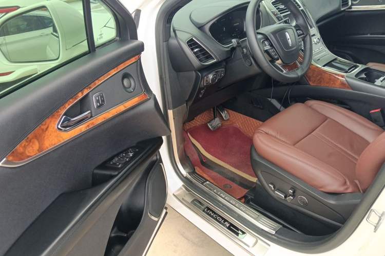 Used Lincoln Nautilus 2019 2.7T Four-Wheel Drive Prestige Edition China VI Standard Driver Seat