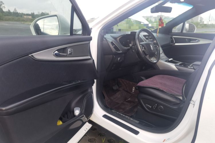 Used Lincoln Nautilus 2019 2.0T Two-Wheel Drive Luxury Edition China VI Standard Driver Seat