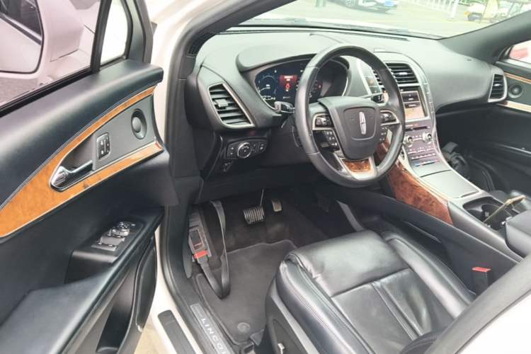 Used Lincoln Nautilus 2019 2.7T Four-Wheel Drive Prestige Edition China VI Standard Driver Seat
