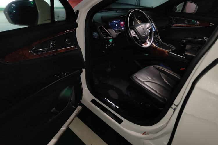 Used Lincoln Nautilus 2019 2.0T Four-Wheel Drive Zunya Edition China VI Standard Driver Seat
