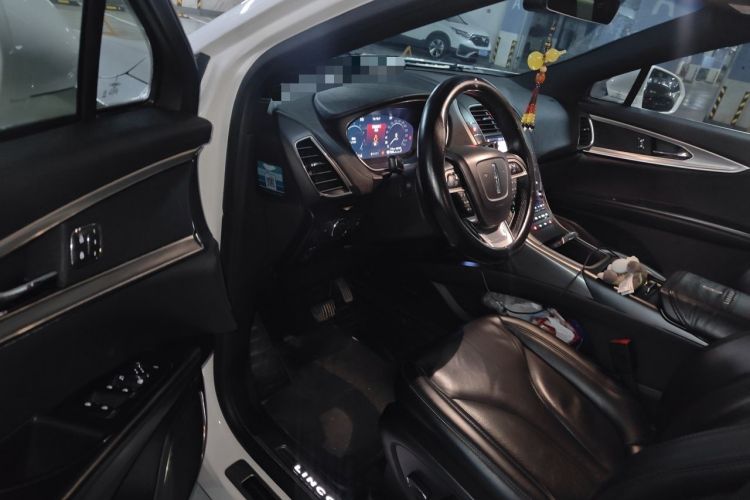 Used Lincoln Nautilus 2019 2.0T Two-Wheel Drive Luxury Edition China VI Standard Driver Seat
