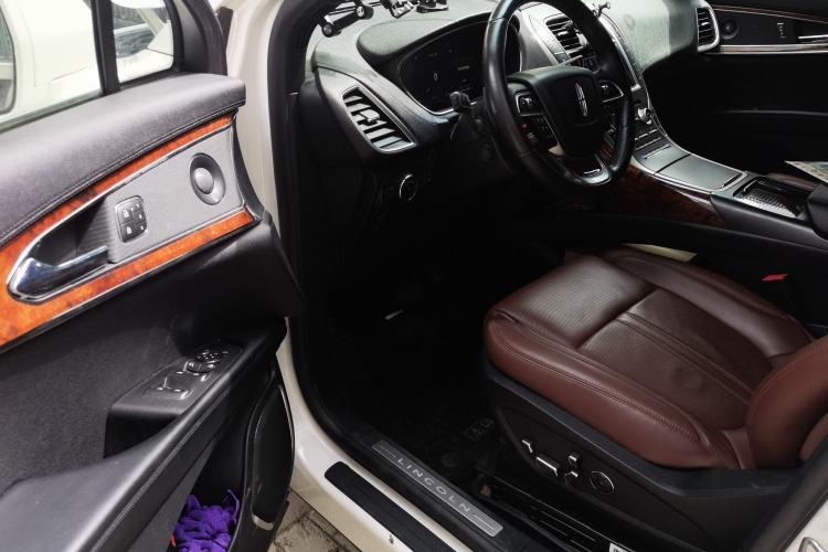 Used Lincoln Nautilus 2019 2.7T Four-Wheel Drive Prestige Edition China VI Standard Driver Seat
