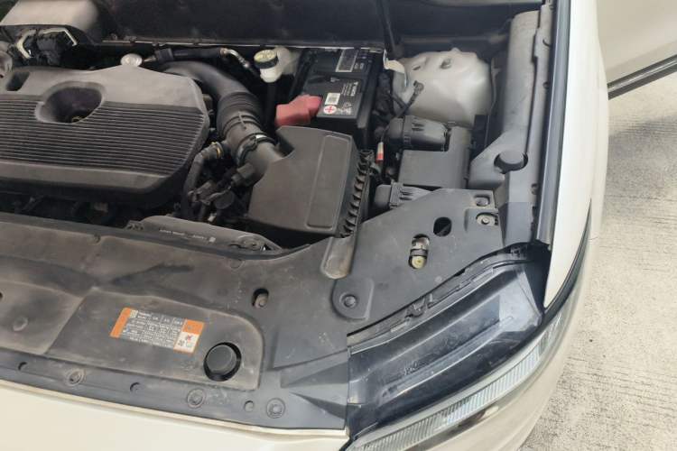 Used Lincoln Nautilus 2019 2.0T Four-Wheel Drive Zunya Edition China VI Standard Engine Bay Left