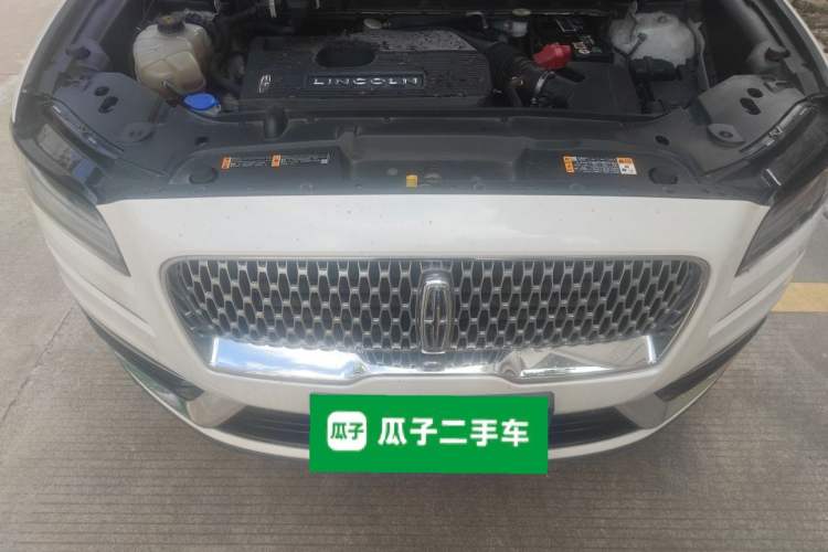 Used Lincoln Nautilus 2019 2.0T Four-Wheel Drive Zunya Edition China VI Standard Engine Bay