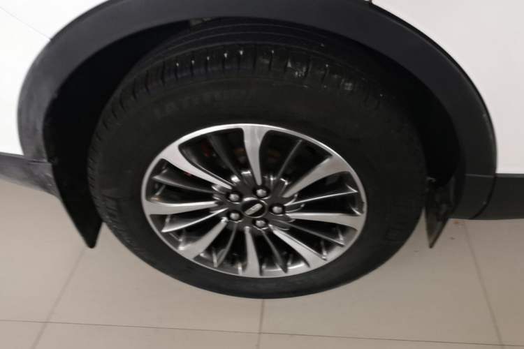Used Lincoln Nautilus 2019 2.0T Two-Wheel Drive Luxury Edition China VI Standard Exterior 5