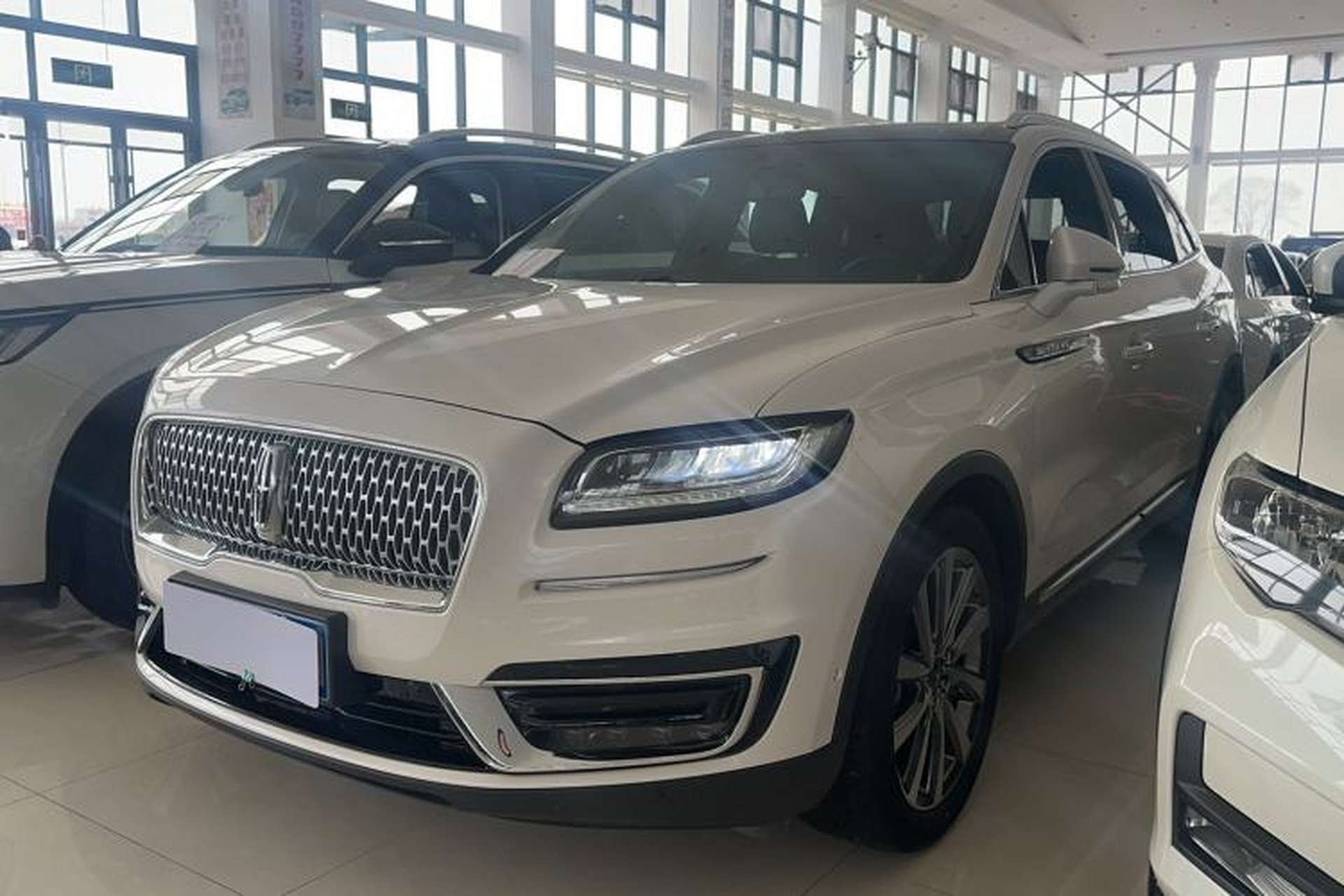 Used Lincoln Nautilus 2019 2.0T Four-Wheel Drive Zunya Edition China VI Standard Front Left 45 Deg