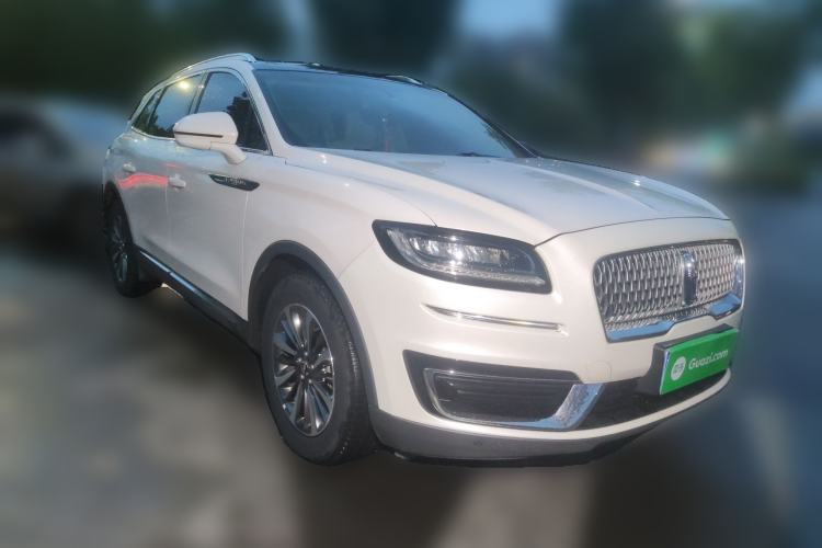 Used Lincoln Nautilus 2019 2.0T Two-Wheel Drive Luxury Edition China VI Standard Front Right 45 Deg
