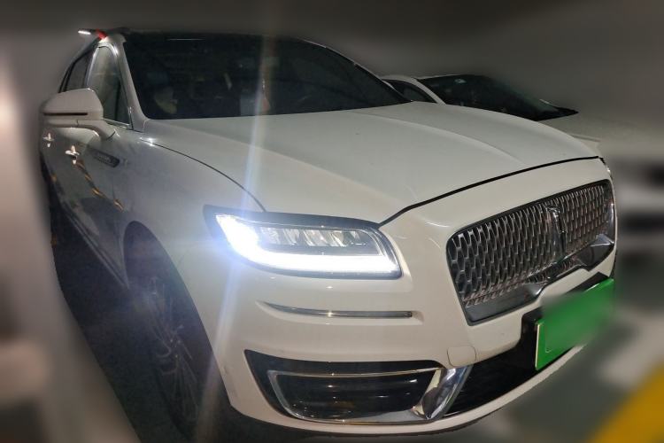 Used Lincoln Nautilus 2019 2.0T Four-Wheel Drive Zunya Edition China V Standard Front Right 45 Deg