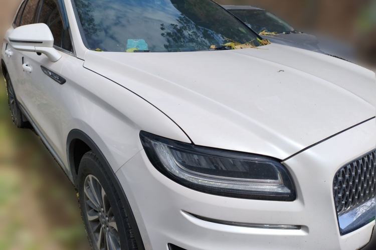 Used Lincoln Nautilus 2019 2.0T Two-Wheel Drive Luxury Edition China VI Standard Front Right 45 Deg